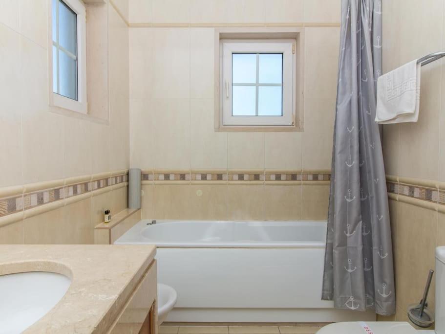 Balaia Mar House - Sea View & Playground & Garage & Bbq & Albufeira 빌라 외부 사진